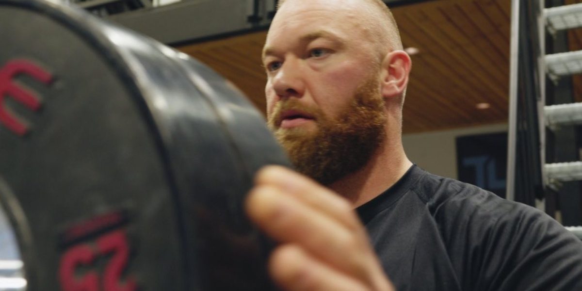 hafthor-bjornsson-announces-end-to-retirement,-will-compete-in-powerlifting-and-strongman