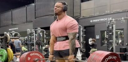 jamal-browner-logs-a-monster-426.4-kilogram-(940-pound)-conventional-stance-raw-deadlift