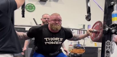 hafthor-bjornsson-squats-420-kilograms-(925.9-pounds)-raw,-continues-powerful-return-to-strongman