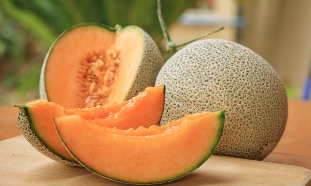 muskmelon-–-benefits,-nutrition-facts,-and-ways-to-consume