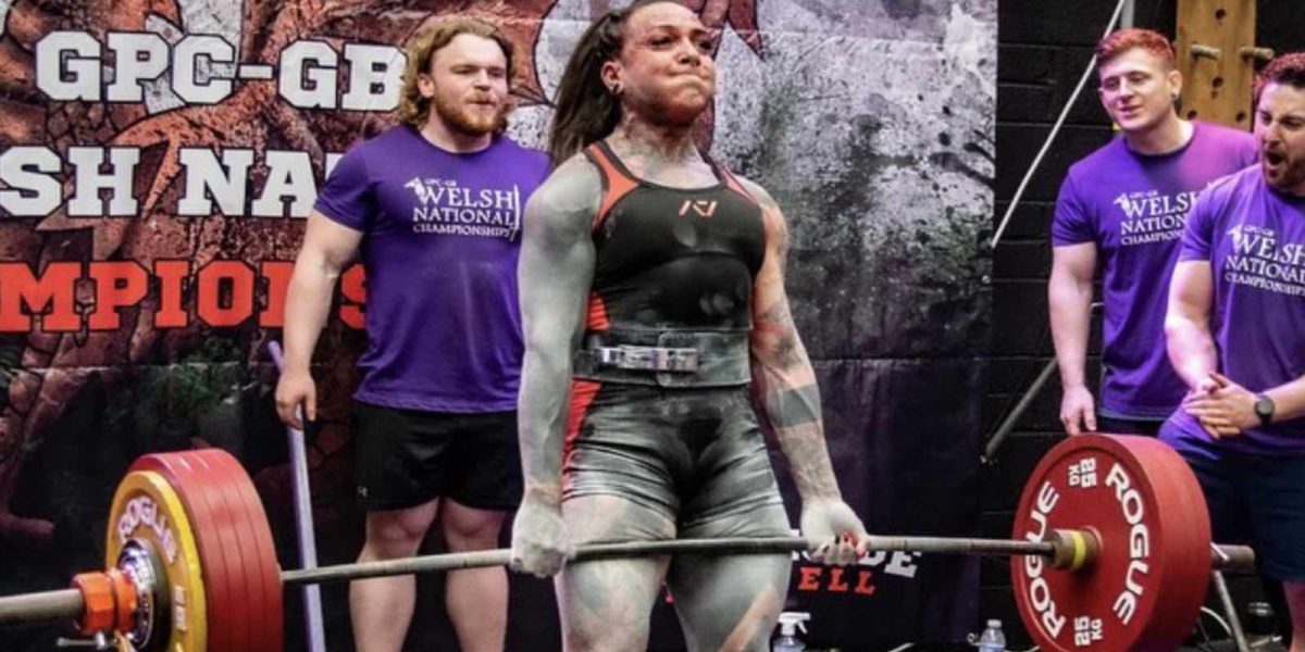 powerlifter-laura-sancho-(82kg)-deadlifts-raw-british-record-of-263-kilograms-(579.8-pounds)