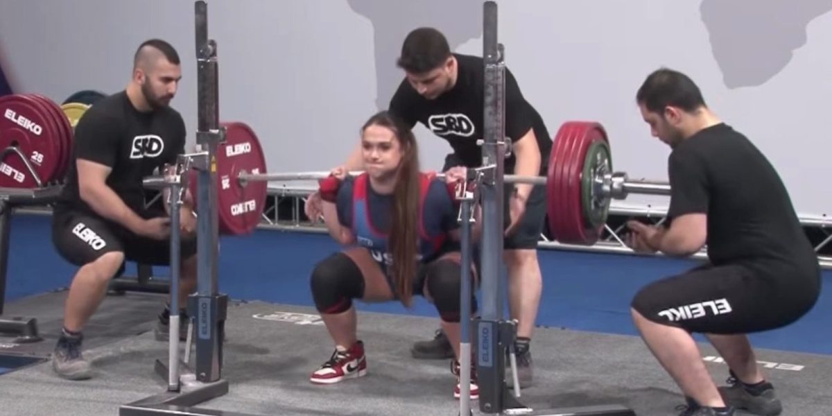 amanda-lawrence-(84-kg)-wins-2023-ipf-world-championships,-breaks-own-squat-world-record-with-249-kilograms-(549-pounds)