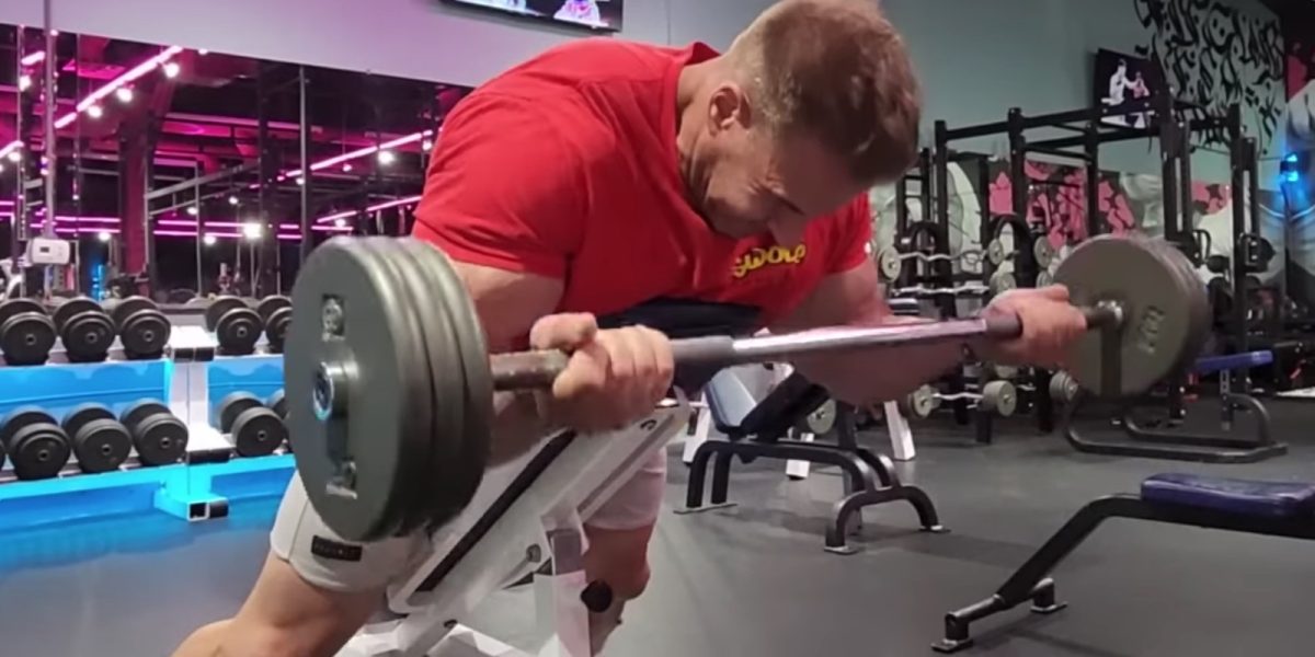 jay-cutler-breaks-down-his-workout-to-build-20-inch-arms