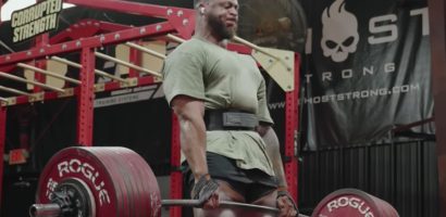 jamal-browner-hits-435-kilogram-(959-pound)-conventional-deadlift-for-2-reps-in-training