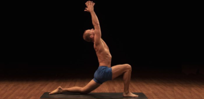 how-to-do-anjaneyasana-(crescent-lunge)