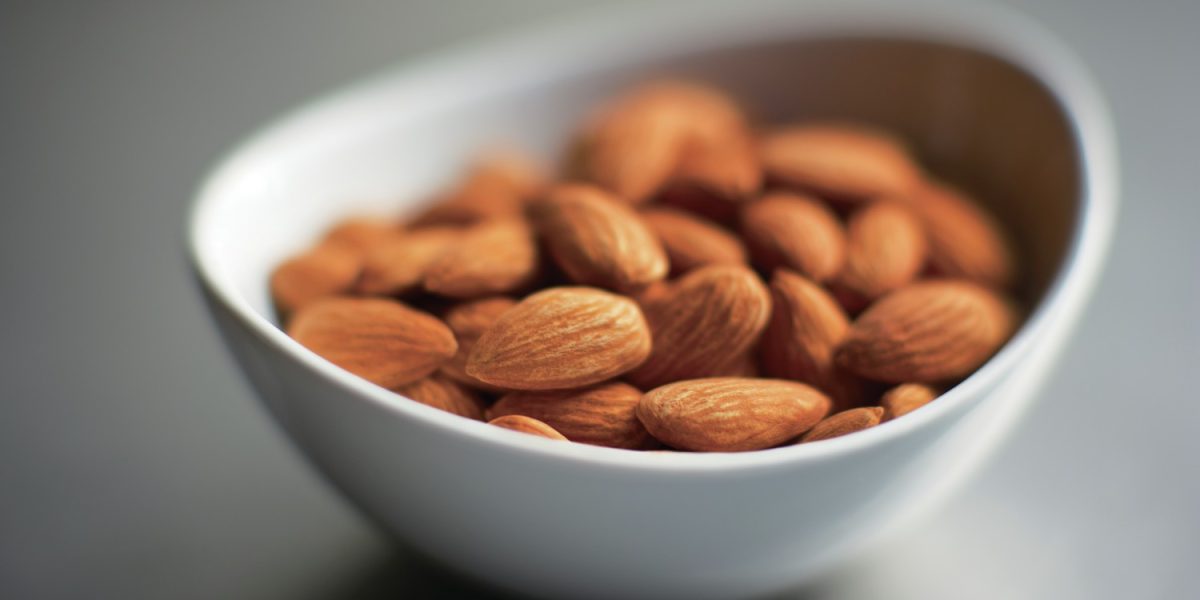 weight-management:-breaking-intermittent-fasting-with-nutritious-foods-like-almonds