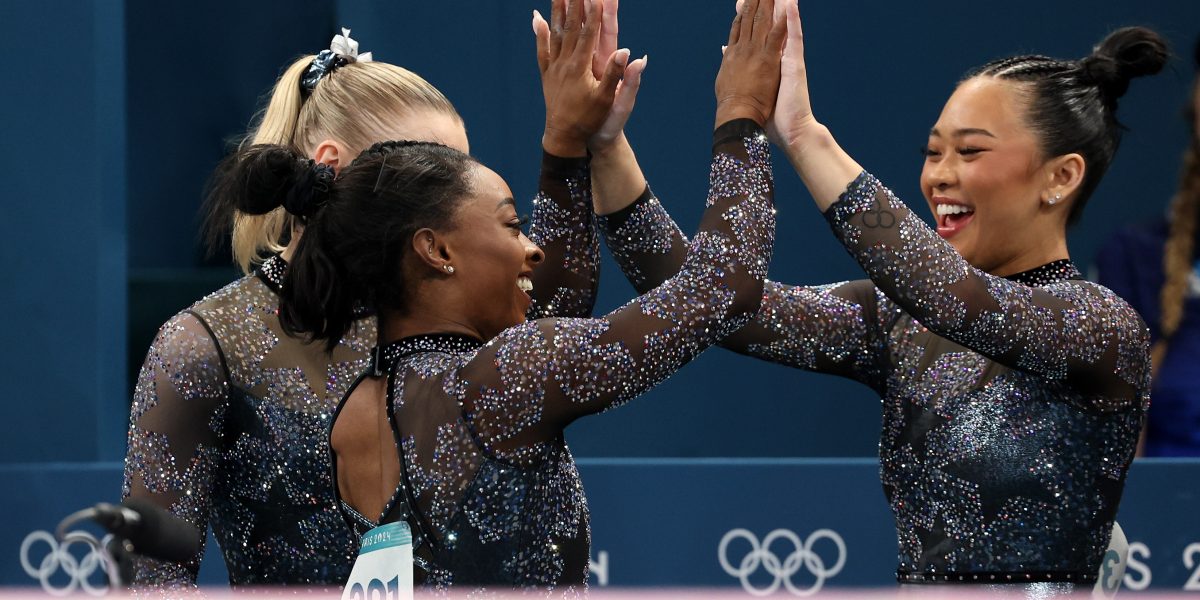 simone-biles-and-suni-lee-are-set-to-face-off-against-each-other-in-history-making-all-around-event