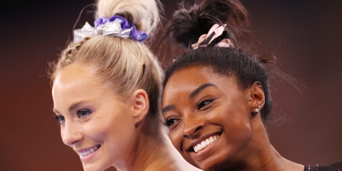 what’s-going-on-between-simone-biles-and-mykayla-skinner?-an-explainer