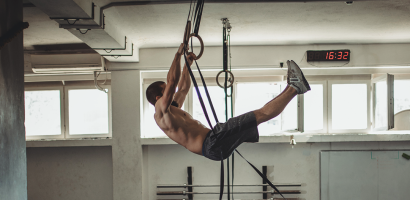 10-calisthenics-tools-you-need-to-get-shredded-at-home